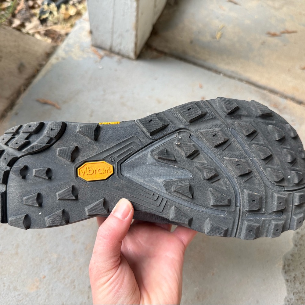 Topo Athletic Women’s Traverse 7.5 WORN ONCE - Picture 5 of 5